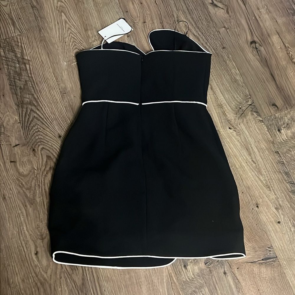 New AMANDA UPRICHARD strapless puzzle dress in black & white - Picture 6 of 6